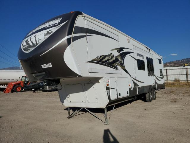 4YDF35721D4730713 - 2013 KEYSTONE MONTANA 白色 照片 2