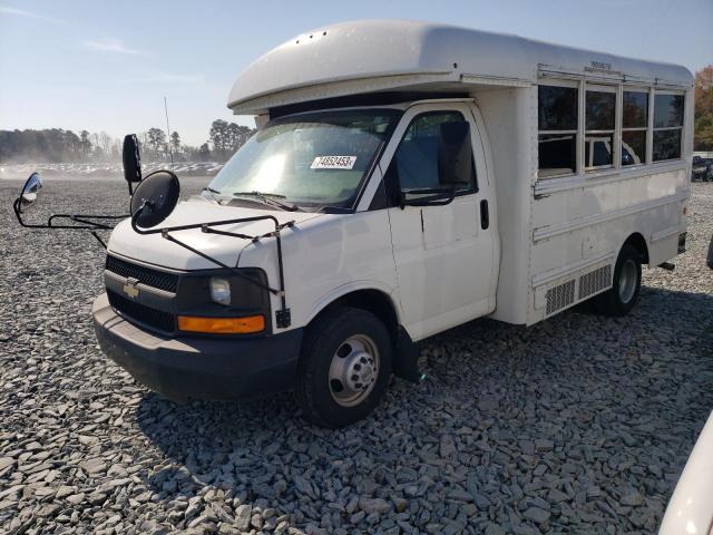 1GB3GRBG2G1187600 - 2016 CHEVROLET EXPRESS G3 WHITE photo 1