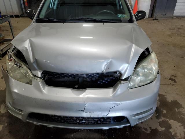 2T1KR32E04C256062 - 2004 TOYOTA COROLLA MA XR SILVER photo 11