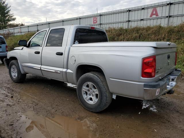 1D7HW58N16S509144 - 2006 DODGE DAKOTA QUAD LARAMIE SILVER photo 2