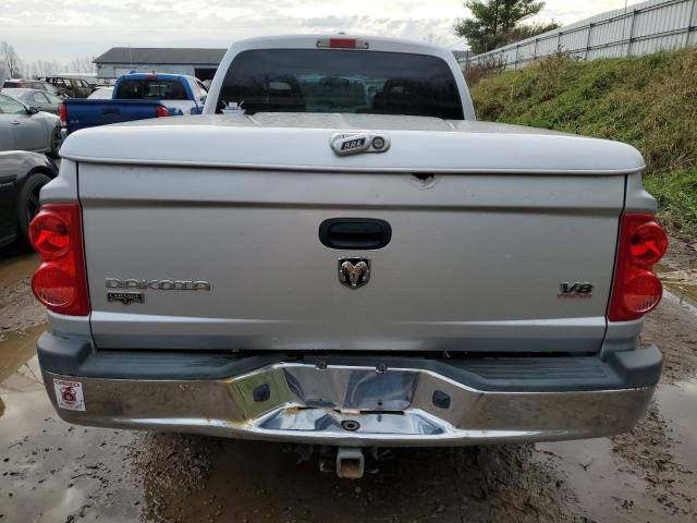 1D7HW58N16S509144 - 2006 DODGE DAKOTA QUAD LARAMIE SILVER photo 6