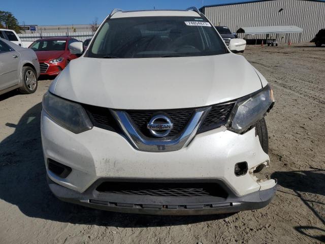 5N1AT2MT9FC779428 - 2015 NISSAN ROGUE S WHITE photo 5