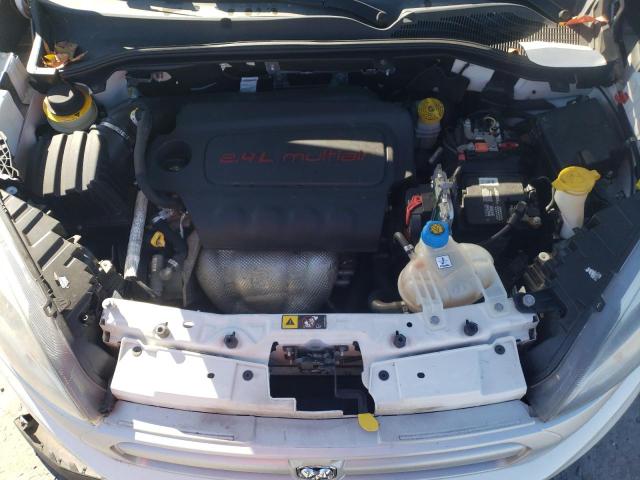 ZFBERFBB4H6E73704 - 2017 RAM PROMASTER SLT Білий фото 11