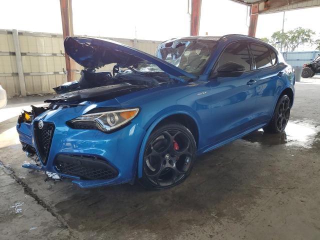 ZASPAKBN9N7D29771 - 2022 ALFA ROMEO STELVIO TI BLUE photo 1