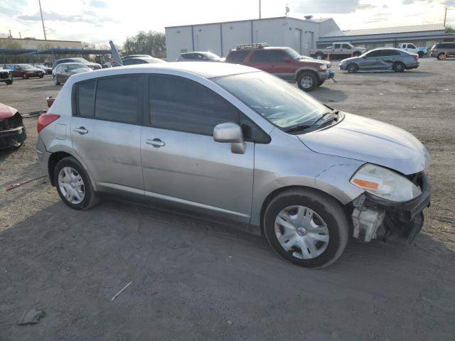 3N1BC1CPXBL411431 - 2011 NISSAN VERSA S SILVER photo 4