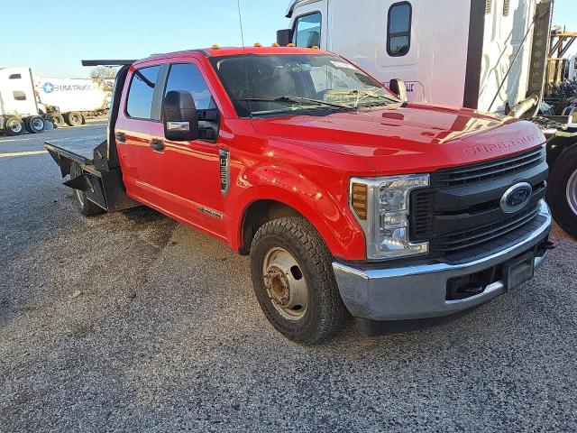 1FD8W3GT6KEF21308 - 2019 FORD F350 SUPER DUTY RED photo 4