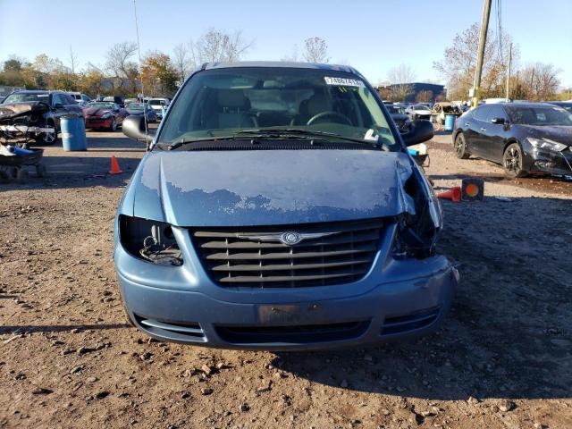 1C4GP45R55B253805 - 2005 CHRYSLER TOWN & COU ლურჯი ფოტო 5