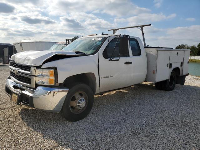 1GBJC39628E176569 - 2008 CHEVROLET SILVERADO C3500 WHITE photo 1