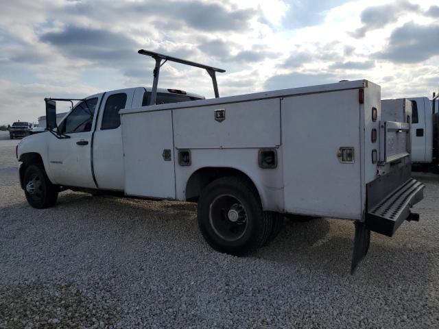 1GBJC39628E176569 - 2008 CHEVROLET SILVERADO C3500 WHITE photo 2