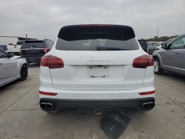 WP1AC2A20FLA80834 - 2015 PORSCHE CAYENNE TURBO WHITE photo 6