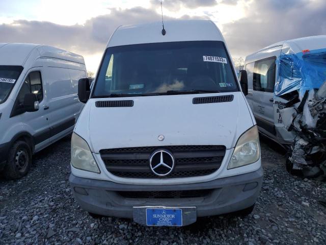 WD3PF4CC2A5463976 - 2010 MERCEDES-BENZ SPRINTER 3500 WHITE photo 5