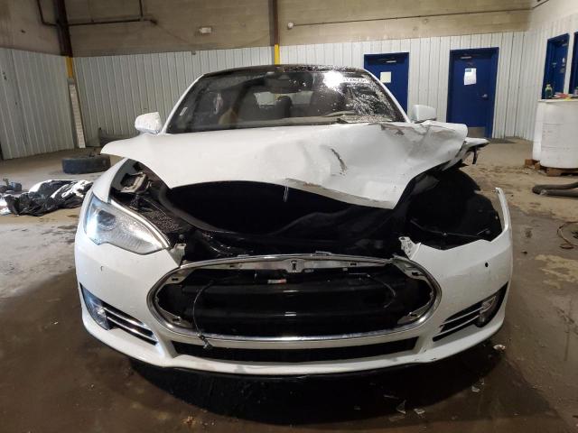 5YJSA1E22FF116333 - 2015 TESLA MODEL S თეთრი ფოტო 5