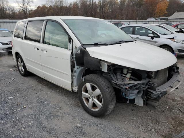 2V4RW3D16AR294558 - 2010 VOLKSWAGEN ROUTAN SE WHITE photo 4