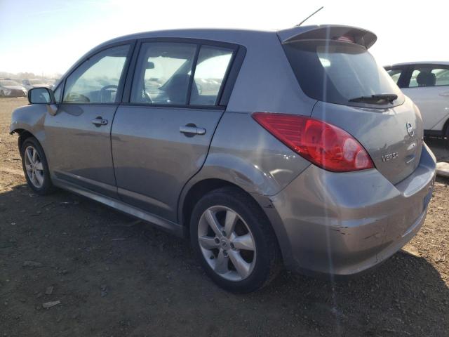 3N1BC1CP8CK277929 - 2012 NISSAN VERSA S GRAY photo 2