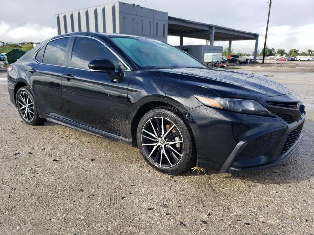 4T1G11AK8PU801761 - 2023 TOYOTA CAMRY SE NIGHT SHADE BLACK photo 4