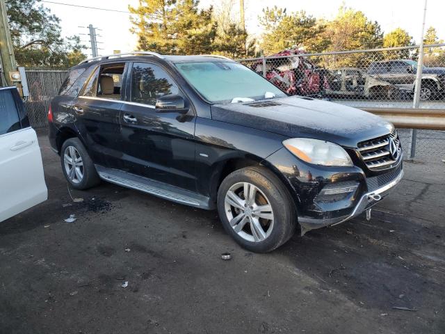 4JGDA5HB1CA068108 - 2012 MERCEDES-BENZ ML 350 4MATIC BLACK photo 4