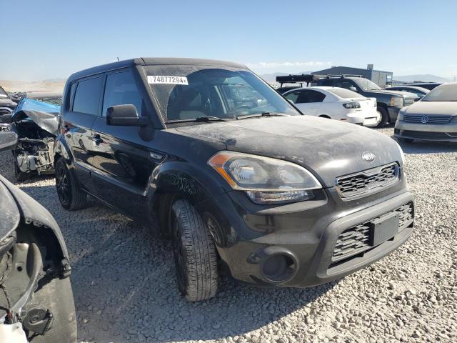 KNDJT2A54D7615620 - 2013 KIA SOUL BLACK photo 4