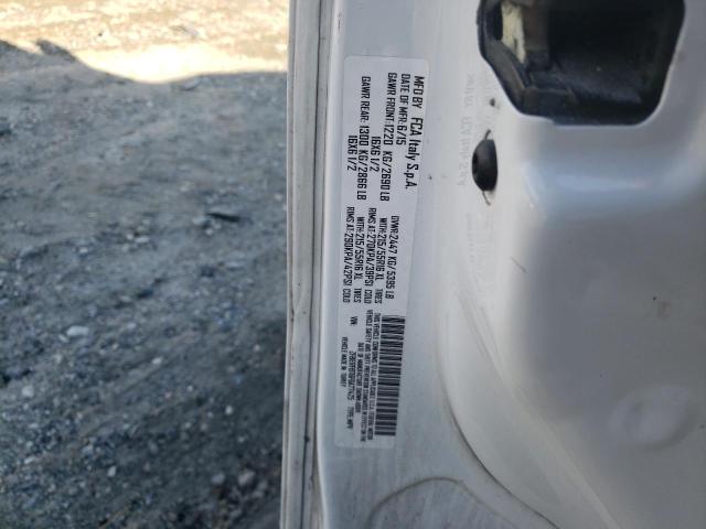 ZFBERFBT6F6A77425 - 2015 RAM PROMASTER SLT Blanc photo 12