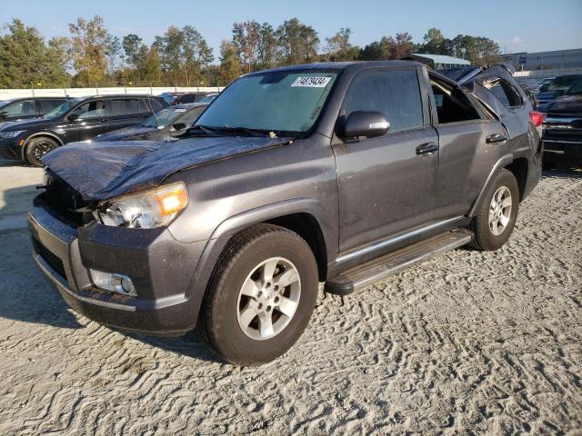 2011 TOYOTA 4RUNNER SR5, 