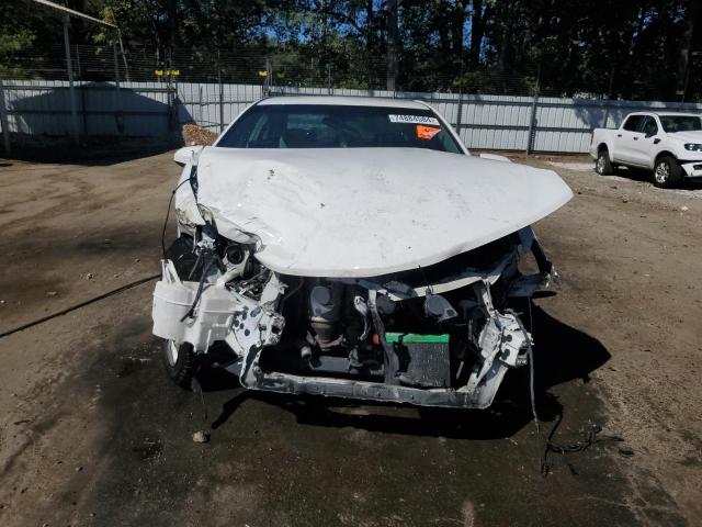 4T4BF1FK0ER369352 - 2014 TOYOTA CAMRY L WHITE photo 5