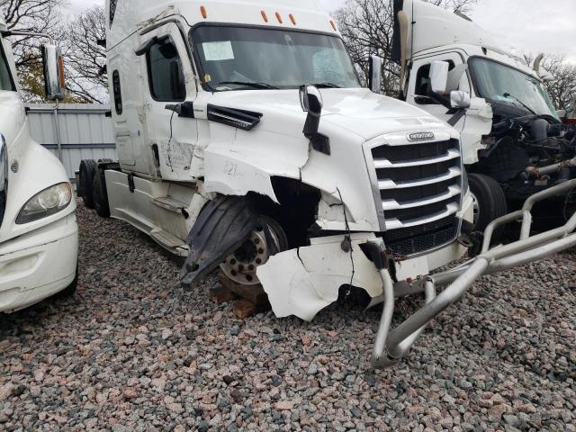 3AKJHHDR9LSLR5705 - 2020 FREIGHTLINER CASCADIA 1 WHITE photo 9