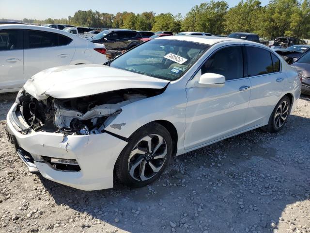 1HGCR3F85HA025825 - 2017 HONDA ACCORD EXL WHITE photo 1