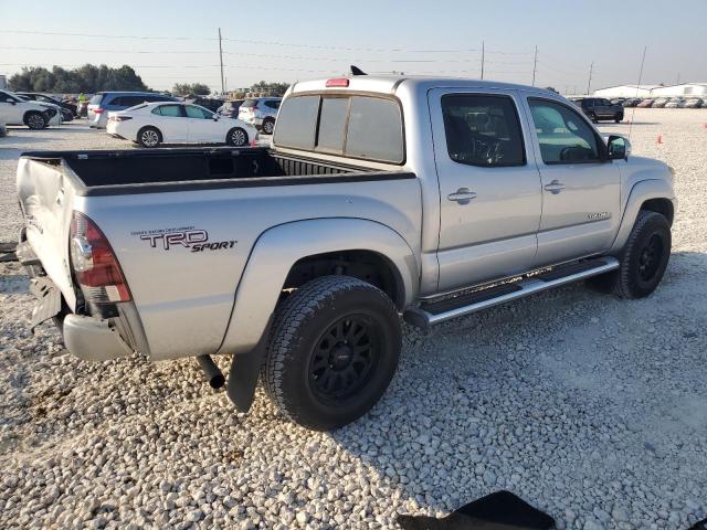 5TFJU4GN0CX027518 - 2012 TOYOTA TACOMA DOUBLE CAB PRERUNNER SILVER photo 3