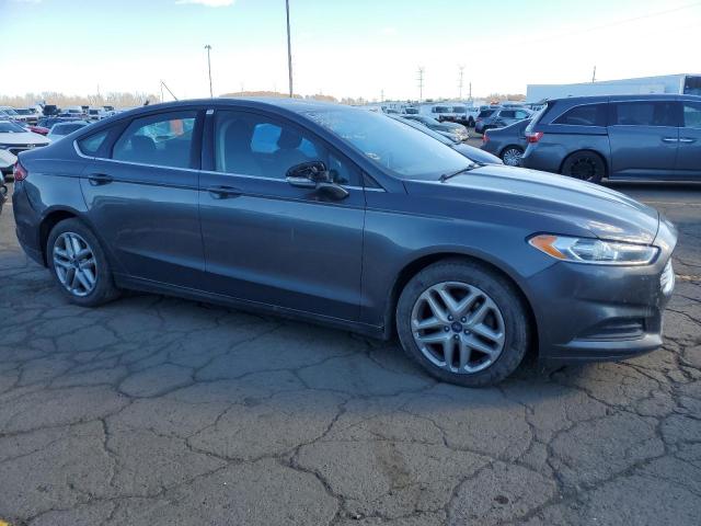 3FA6P0H74GR287043 - 2016 FORD FUSION SE GRAY photo 4