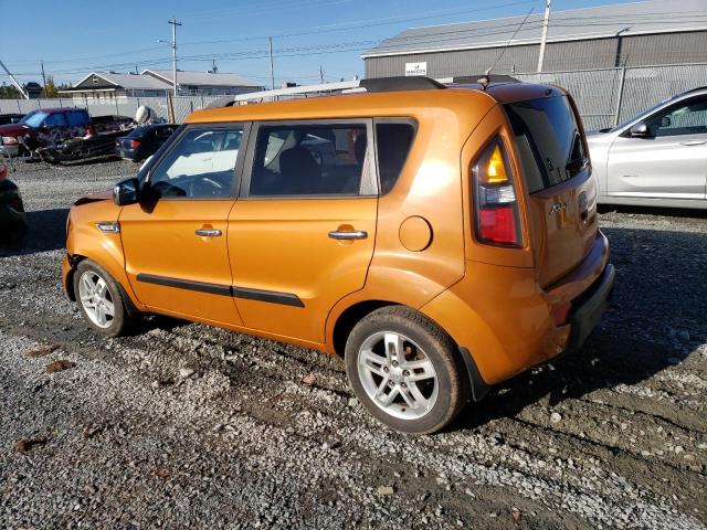 KNDJT2A20B7314135 - 2011 KIA SOUL + ORANGE photo 2