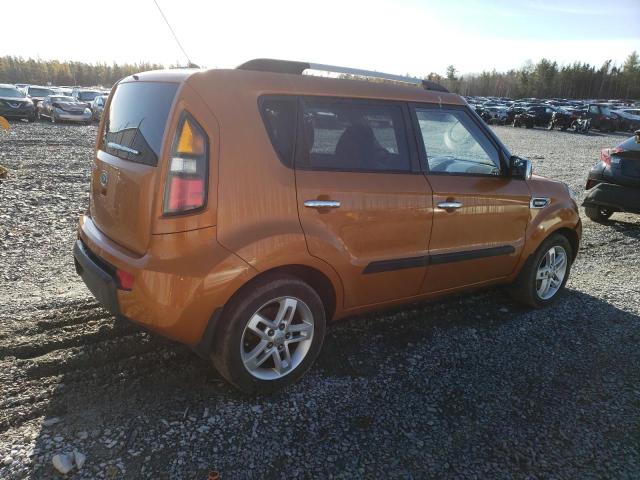 KNDJT2A20B7314135 - 2011 KIA SOUL + ORANGE photo 3