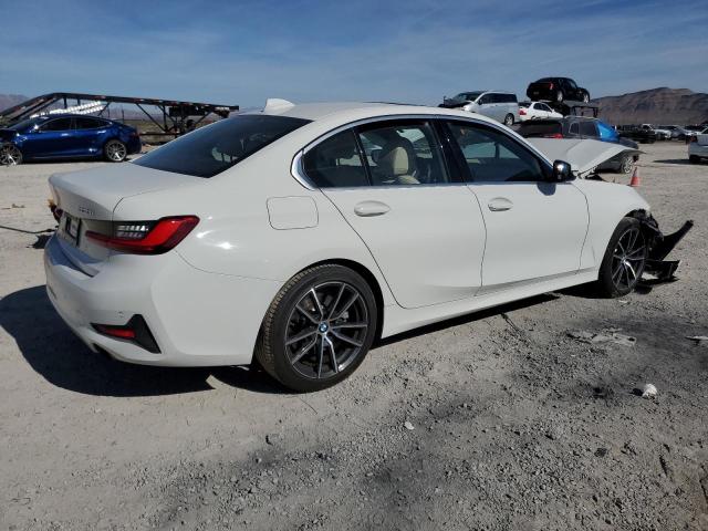 WBA5R1C59KFH29929 - 2019 BMW 330I WHITE photo 3
