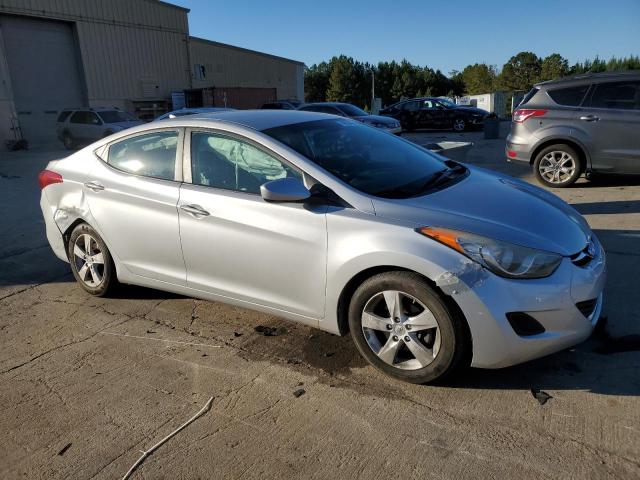 5NPDH4AE9DH263141 - 2013 HYUNDAI ELANTRA GLS SILVER photo 4