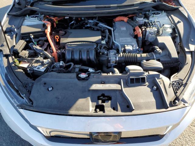 JHMZC5F17KC000430 - 2019 HONDA CLARITY WHITE photo 11