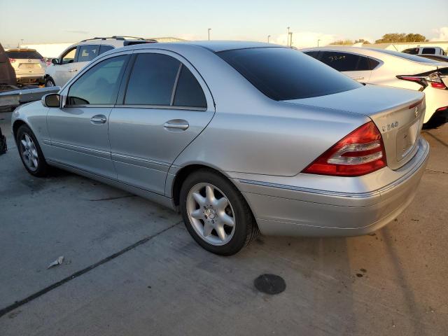 WDBRF61J64E014931 - 2004 MERCEDES-BENZ C 240 SILVER photo 2