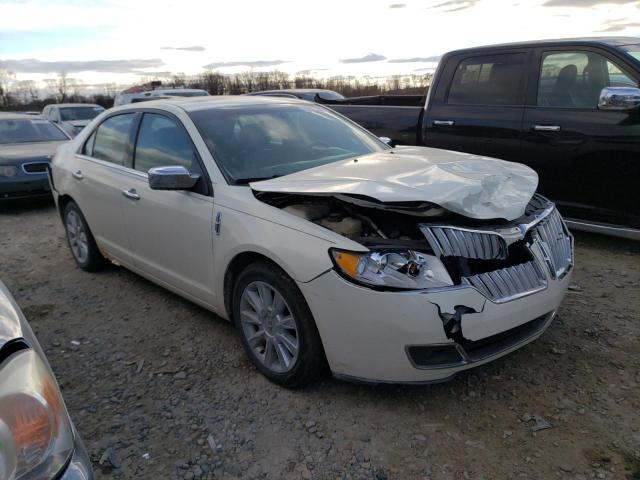 3LNHL2GC9CR807588 - 2012 LINCOLN MKZ CREAM photo 4