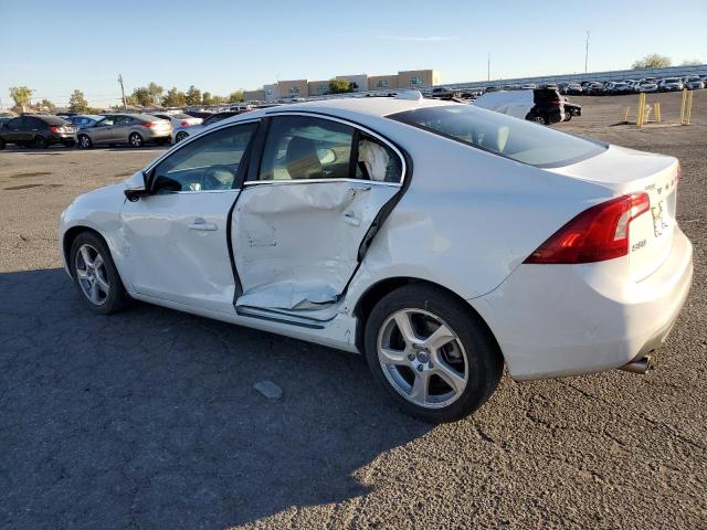 YV1612FS3D2188089 - 2013 VOLVO S60 T5 WHITE photo 2