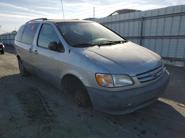 4T3ZF19CX2U501324 - 2002 TOYOTA SIENNA CE SILVER photo 4