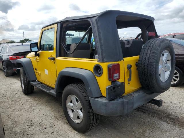 1J4FA24117L218439 - 2007 JEEP WRANGLER X YELLOW photo 2