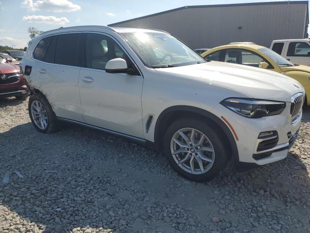 5UXCR4C04L9B36591 - 2020 BMW X5 SDRIVE 40I WHITE photo 4