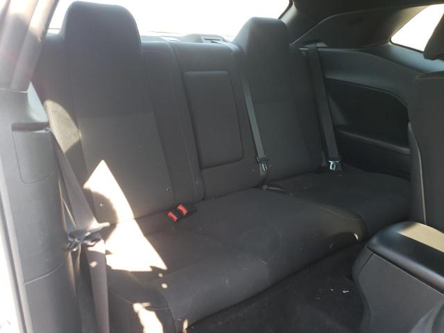 2C3CDZFJ5FH850401 - 2015 DODGE CHALLENGER R/T SCAT PACK WHITE photo 10