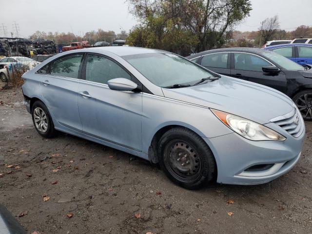 5NPEB4AC2BH105922 - 2011 HYUNDAI SONATA GLS BLUE photo 4