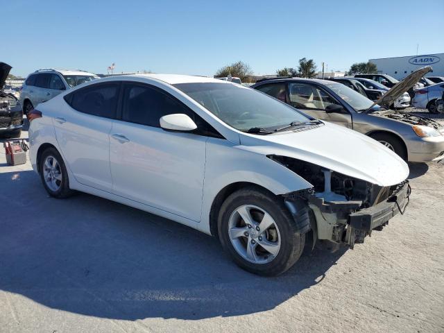 5NPDH4AEXEH475855 - 2014 HYUNDAI ELANTRA SE WHITE photo 4