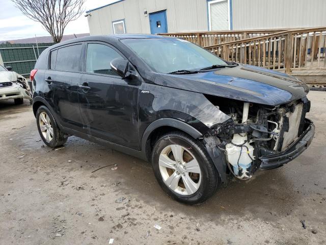 KNDPBCA28D7353836 - 2013 KIA SPORTAGE LX BLACK photo 4