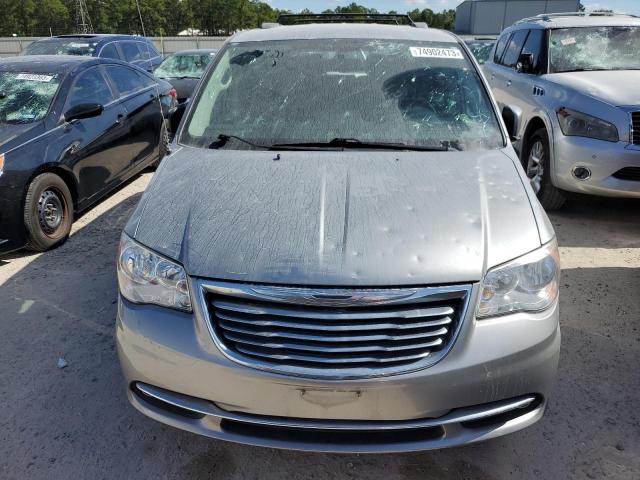 2C4RC1BG3DR583643 - 2013 CHRYSLER TOWN & COU TOURING ვერცხლისფერი ფოტო 5
