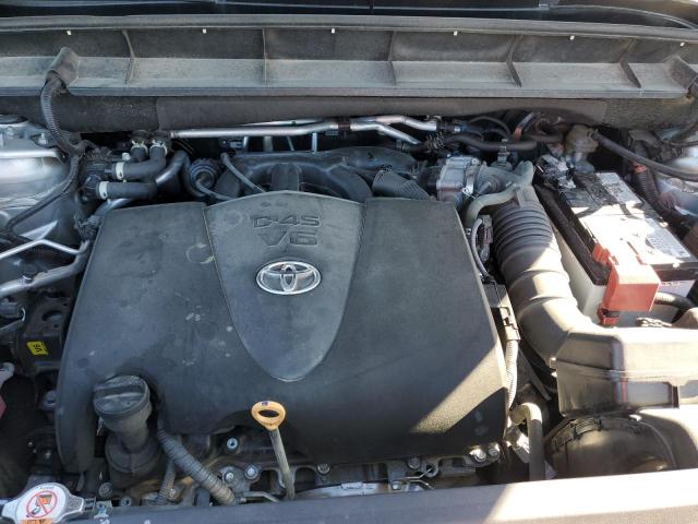 5TDGZRBH9NS596919 - 2022 TOYOTA HIGHLANDER XLE SILVER photo 11