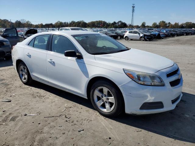 1G11B5SA8DF297435 - 2013 CHEVROLET MALIBU LS WHITE photo 4