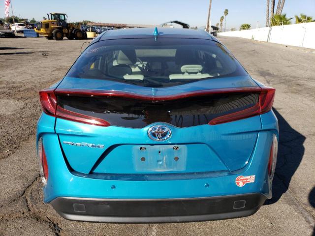 JTDKARFP9H3005416 - 2017 TOYOTA PRIUS PRIM 蓝色 照片 6