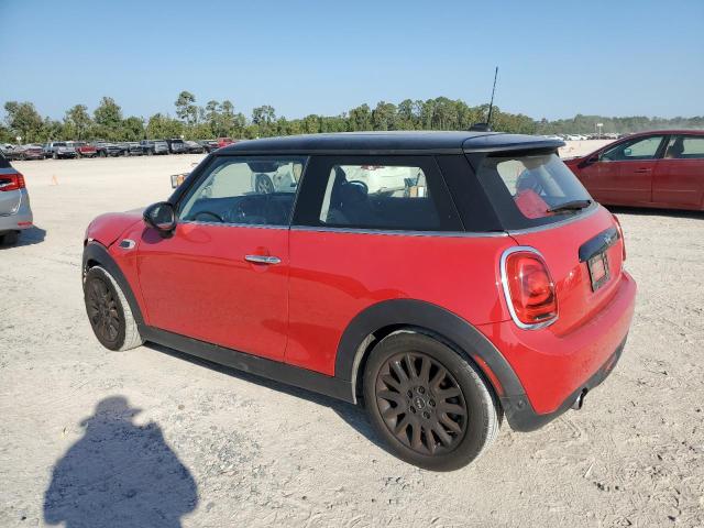 WMWXP5C5XK2H32061 - 2019 MINI COOPER RED photo 2
