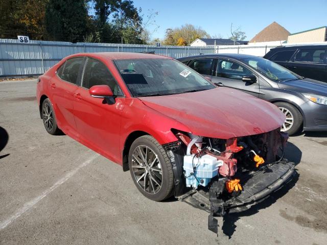 4T1G11BK3RU125222 - 2024 TOYOTA CAMRY SE NIGHT SHADE RED photo 4