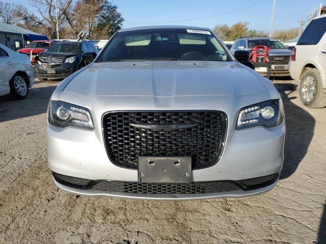 2C3CCAAG9MH609390 - 2021 CHRYSLER 300 TOURING SILVER photo 5